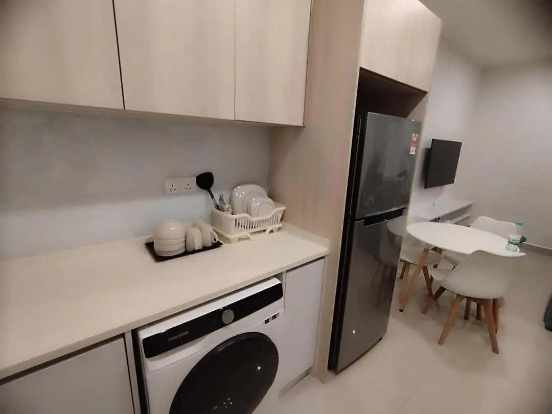 The Shore By Petite Residence 코타키나발루